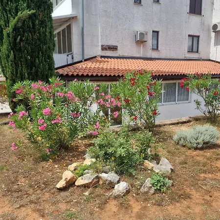 Apartment Apartman Mia Porec